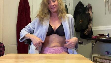 RELAXED TOES AND SOLES