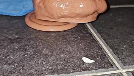 Big dildo 32cm... Training