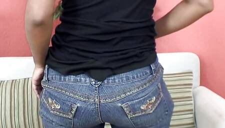 Skilled cocksucker makes a black guy cum with her mouth