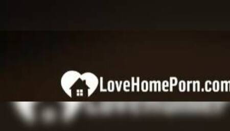 Masseuse ends up pleasuring my raging boner