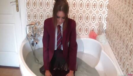 Brunette Emma Green Goes Inside The Jacuzzi To Wet Her Pussy & Clothes!