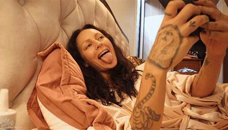 Stepbro is obsessed with her Mouth