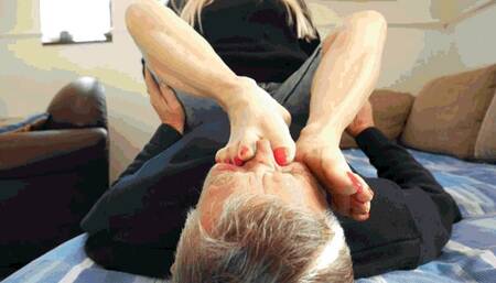 Enjoy the smell of my dirty feet! WMV (1920x1080) FHD