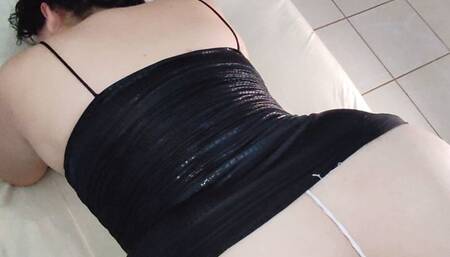 secretaria mexicana latina culo gordo milf es cogida en la fiesta ella viste un vestido sexy se lo sube para follar