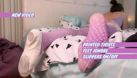 Printed tights feet ignore teaser