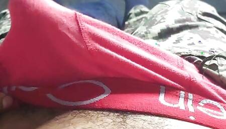 heterosexual military man masturbates, with 1 month of abstinence and moans when he cums at the end ????