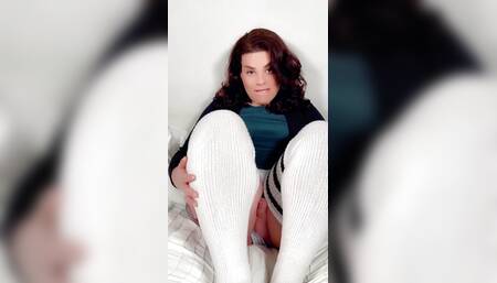 Trans Janice Renee back from her workout with vibrating dildos