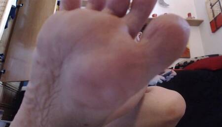 Sensual Italian feet to be worshipped 1080HD