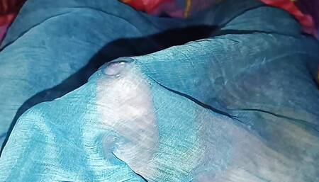 Handjob in saree
