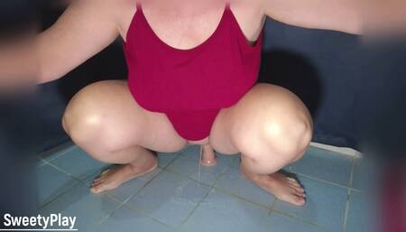 Dildo anal orgasm with pee squirting