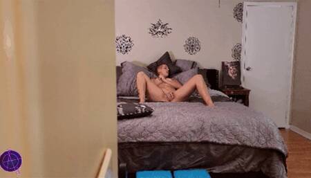 Visiting My Step-Aunt : Part I 720 MP4