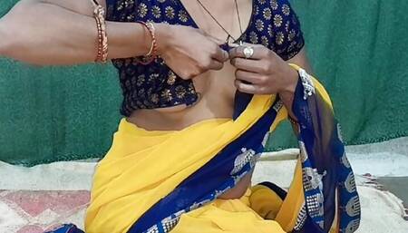 Meri biwi ki hard chudai video hot sexy Indian Village bhabhi ki jamkar chudai kiya saari raat tange utha ka chut ka Pani nikala