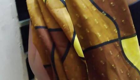 Pehli rat nav vivahit patni ko bade gand doggy style mein chudai - fucking Indian shy Wife twice in one night inside Huge Butt