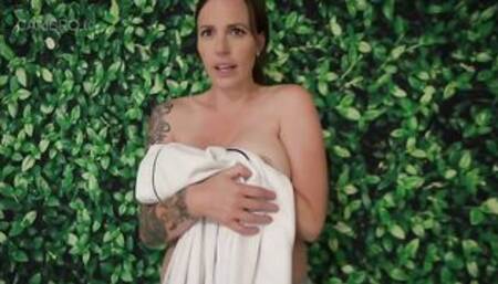 Yogabella - Fuck Mom Outside