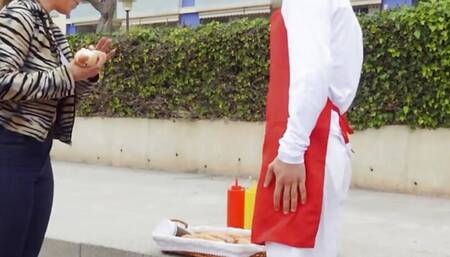 Shaynna Lover Takes The Hotdog Vendor Jordi ENP In An Abandoned Place To Do Naughty Things On His Hotdog - MOFOS