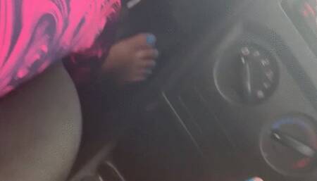 Isabella wants to drive (Pedal Pumping) NO LICENSE! - Top View Camera