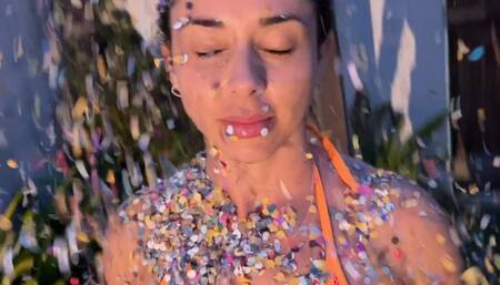 My best friend convinced me not to go out at Carnival by offering me a very hot anal (foam and confetti)