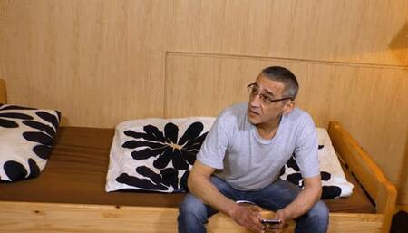 OLD SLUT IN GLASSES TO FUCK