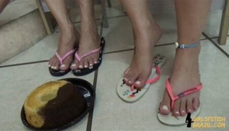 Foot Crush (Cake) Eat Slave - Mom and Daughter # SD MOBILE