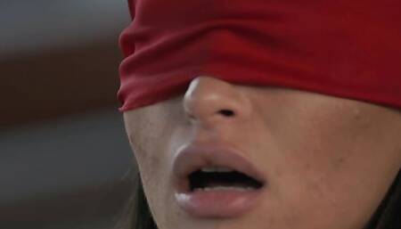 Alyssia Kent And Nat Portnoy Offers Double Blowjob