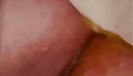 BBW Close Up Squirting While Fucking Glass Dildo