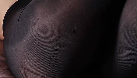 Loud Pantyhose Farts