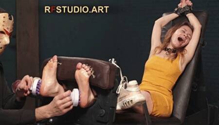 Little Agnes - Tickling the cute tiny feet in stocks (UHD 4K MP4)