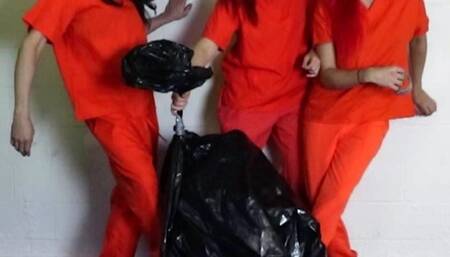 Orange is the New Black and Blue - Part2 - A Dolly in the Bag