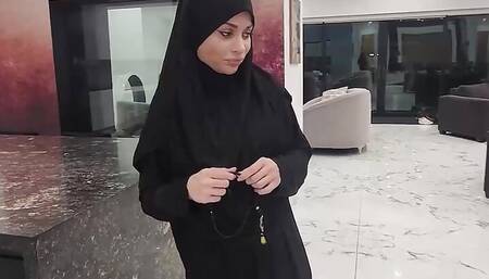 Crystal Rush to Judgement a Hijab Story - Nookies