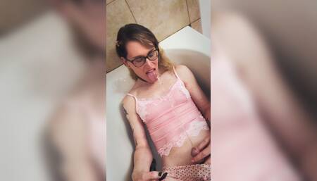 Slutty Tranny Gurl Is Drenched In Piss????