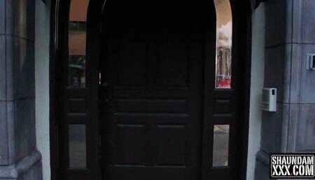 WONDER SLUT WANTS ANAL SEX