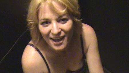 Carmen Meets And Plays With BBC Traveler At The Hole! (mp4 sd)