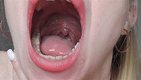 yawning of a sexy blondy! MP4