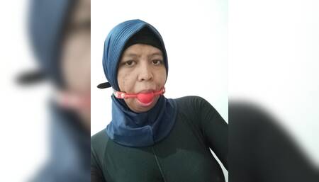 Handjob Orgasm Hijab Catsuit