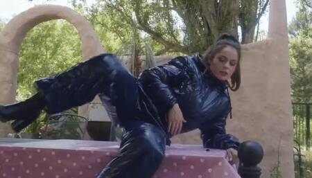 sexy lady in down suit - wmv 720p