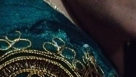 Horny biwi ko lund chahiye