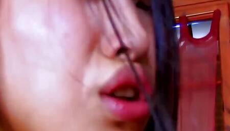 Sex with the asian masseuse