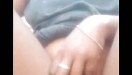 My girlfriend video call me dikhaya