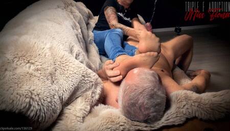 Smelly Nylon Feet Handjob 2 - MP4 HD