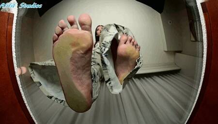 Jen barefoot crushing a tiny man - MOV