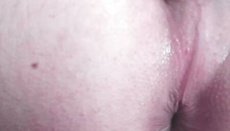 Anal contractions while cumming