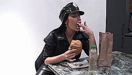 Mega overeating policewoman (1920x1080 HD) MOV