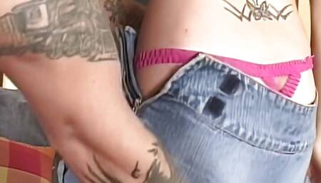 Michelles sweet shaved pussy shakes as it cums on a big dick