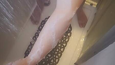 Cold bath with hot massage that gets hotter than expected.