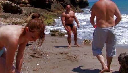 These dudes got lucky to be able to fuck this slut