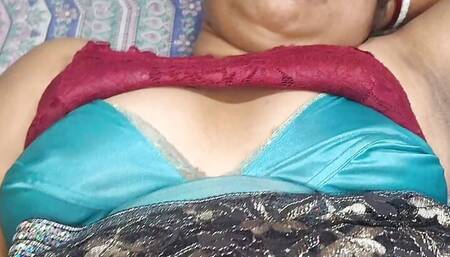Deshi indian randi girl pick up and take it home for fucking with dirty hindi audio