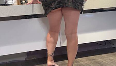 Teasing Kitchen Shoeplay in Flats featuring Goddess Rhonda (FULL) - 1080 HD WMV