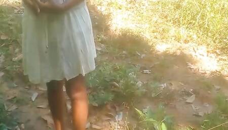 Sri Lankan Outdoor Sex - Real Couple