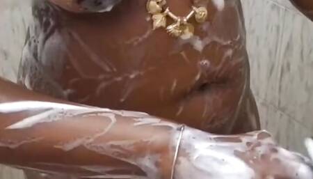 Indian desi aunty bothroom show boobs and pussy our boy Doggy style sex