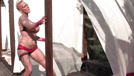 myGonzo.tv - Kitty Core and Mugur give a motivating pro porn statetement
